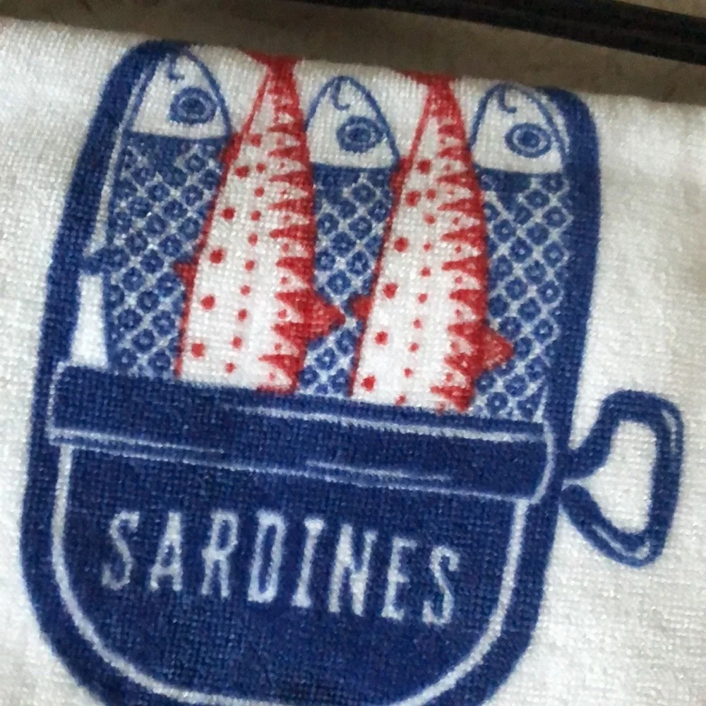 Kassafina Sardine Beach Towel - White, Blue & Red
